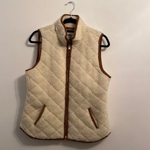 Quilted Sherpa Vest in Off-White w/ Contrast Faux Suede Trim